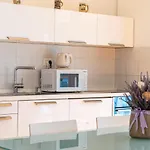 Kolovare By Belmont Realty Задар