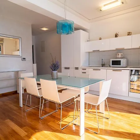 Kolovare By Belmont Realty Apartman