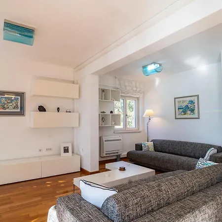 Kolovare By Belmont Realty Apartment Zadar