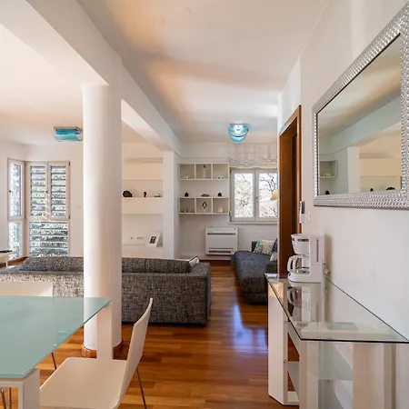 Apartment Kolovare By Belmont Realty *
