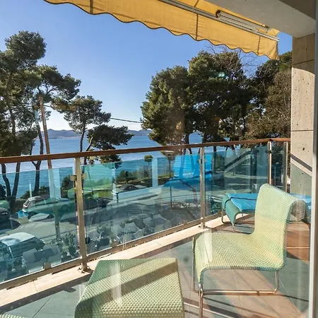 Апартаменти Kolovare By Belmont Realty