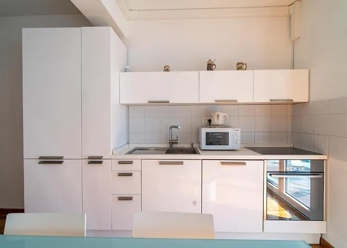 Kolovare By Belmont Realty Apartment *