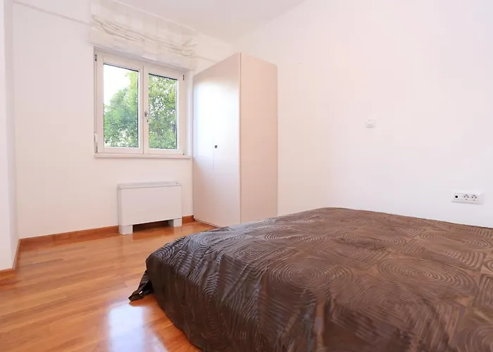 Apartment Kolovare By Belmont Realty *